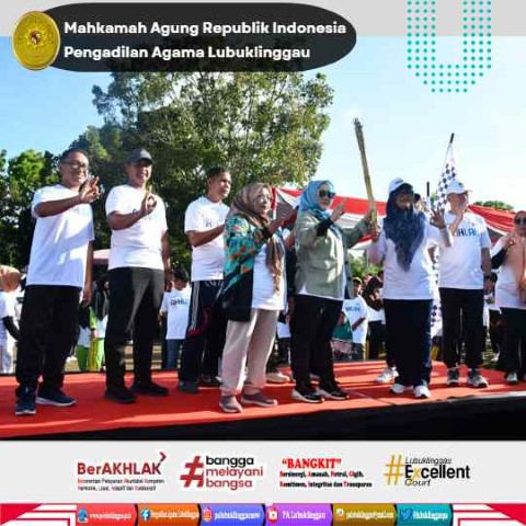 Ketua PA Lubuklinggau Menghadiri Jalan Sehat Peringati HUT BUMN ke 25 3